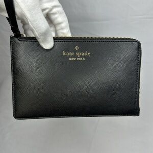 Kate Spade New York Saffiano Black Leather Zipper Wristlet NWT